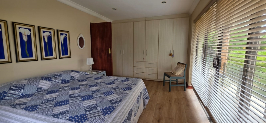 4 Bedroom Property for Sale in Stilbaai Wes Western Cape